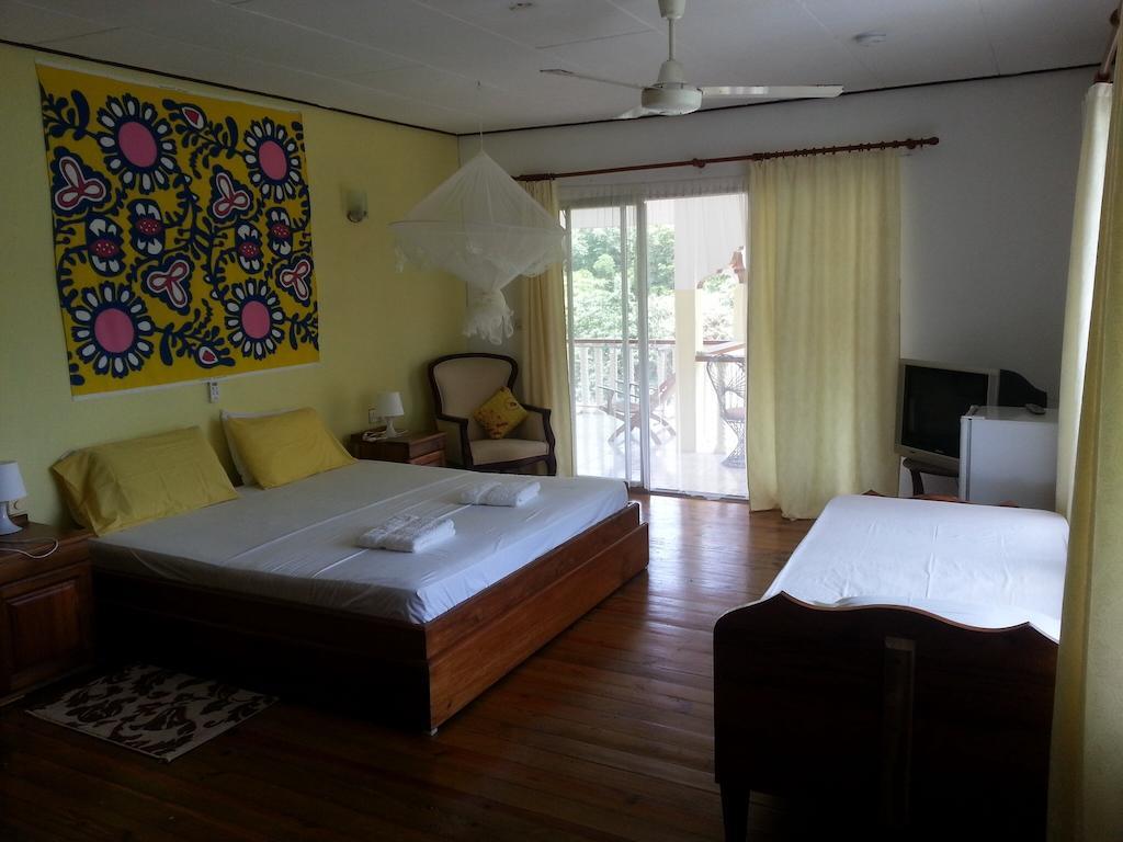 Zanboza Guesthouse La Digue Cameră foto